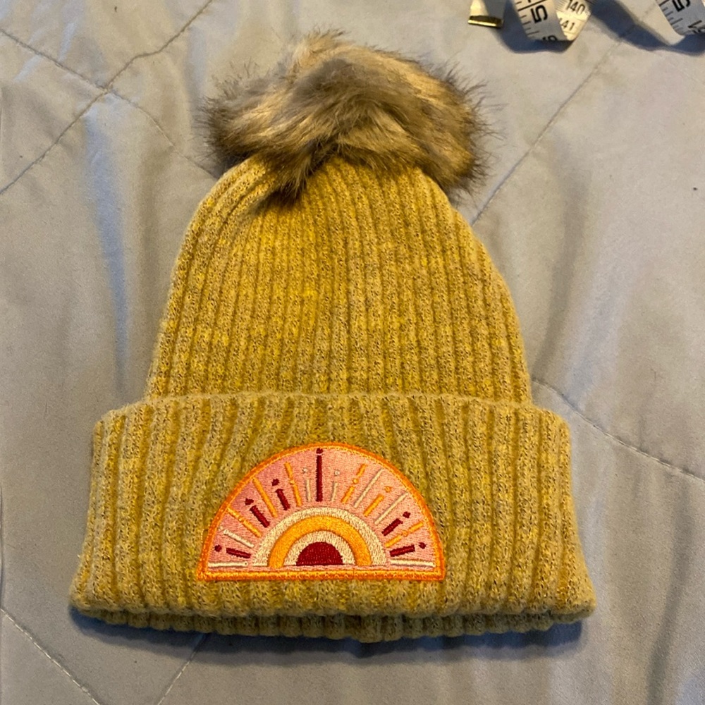 THE SUNRAY BEANIE BY VIRGINA WOLF